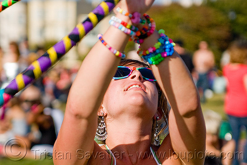 hula hooper - woman, beads, bracelets, hula hoop, hula hooper, hula hooping, kandi kid, kandi raver, sunglasses, woman