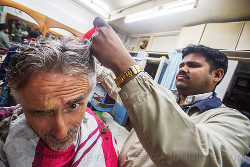 indian barber giving haircut (india), barber, darjeeling, hair salon, haircut, hairdresser, men, selfie, selportrait, shop, working