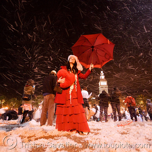 it's snowing in san francisco!, down feathers, embarcadero clock tower, heart pillow, night, pillows, red color, red umbrella, snow, snowing, woman, world pillow fight day