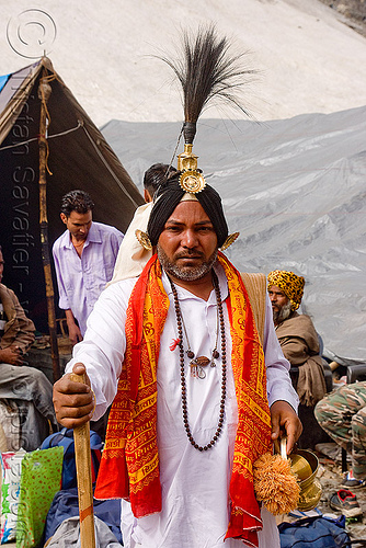 jangam shaiva guru with ceremonial turban - amarnath yatra (pilgrimage) - kashmir, amarnath yatra, headdress, hindu holy man, hindu man, hindu pilgrimage, hinduism, jangam, jangama, jangamaru, kashmir, pilgrim, sadhu, shaiva, turban