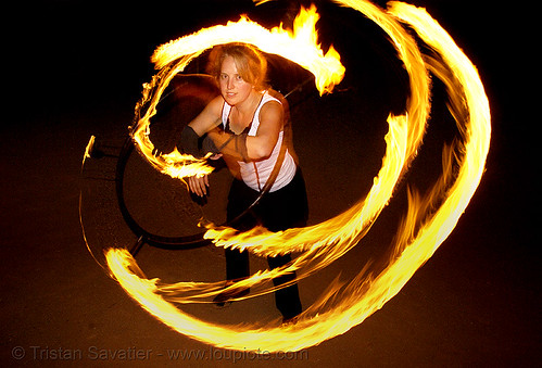 kathy spinning fire hula hoop (san francisco), fire dancer, fire dancing, fire hula hoop, fire performer, fire spinning, hula hooping, kathy, night, spinning fire