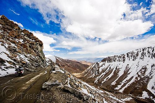 khardungla pass - ladakh (india), khardung la pass, ladakh, mountain pass, mountains, road, snow