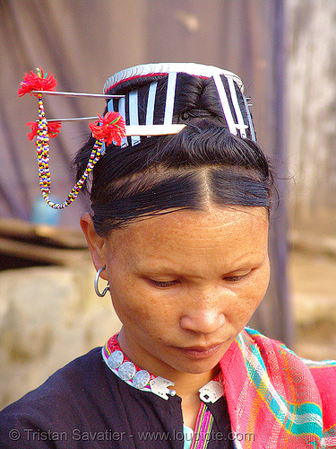 "kim mun lantien sha" dao/yao tribe woman wearing celestial crown headdress - vietnam, asian woman, bảo lạc, celestial crown, dao, dzao tribe, headdress, hill tribes, indigenous, kim mun lantien sha, yao tribe
