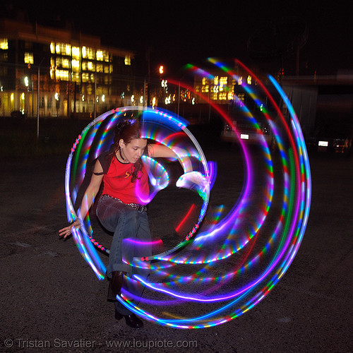la rosa (jaden) stepping through led hoop - lsd fuego, fire performer, fire spinning, glowing, hula hoop, hula hooping, led hoop, led lights, light hoop, night, spinning fire