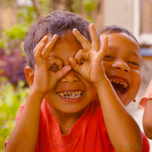 little boys fooling around (india), bad teeth, boys, children, east khasi hills, hands, indigenous, kids, mawlynnong, meghalaya