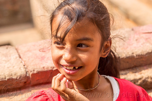 little nepali girl smiling (nepal), bhaktapur, child, kid, little girl