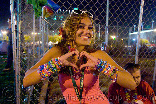 love sign - candy kid, beads, finger heart, heart sign, kandi bracelets, kandi cuffs, kandi kid, kandi raver, love, lovevolution, night, raver outfits, woman