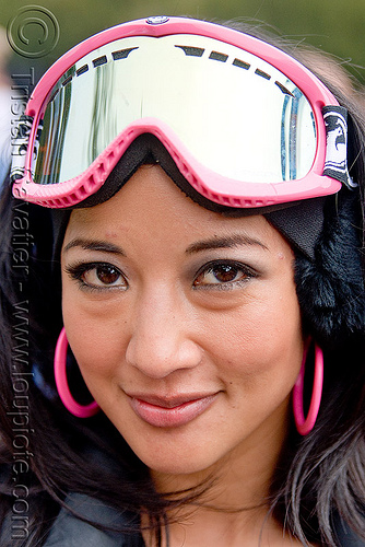 mirror ski goggles - pink, bay to breakers, costume, ear rings, footrace, mirror goggles, pink, ski goggles, snow bunnies, street party, woman