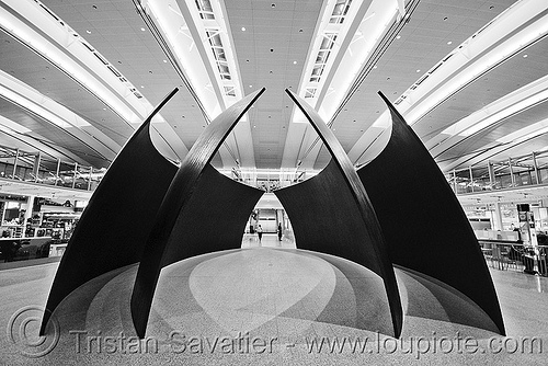 modern steel sculpture - toronto pearson international airport (canada), airport lobby, architecture, international terminal, pearson, scrupture, steel, toronto, yyz