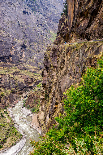 mountain road on vertical cliff (india), cliff, dhauliganga river, dhauliganga valley, motorcycle touring, mountain river, mountains, road, rock