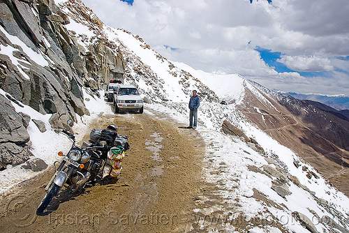 muddy and snowy road - khardungla pass - ladakh (india), khardung la pass, ladakh, motorcycle touring, mountain pass, mountains, mud, road, royal enfield bullet, snow