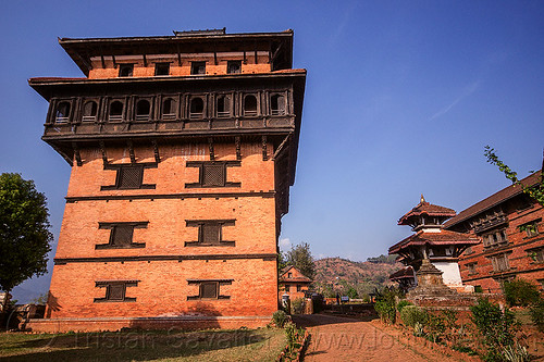 nuwakot palace (nepal), nuwakot durbar, saat taale durbar