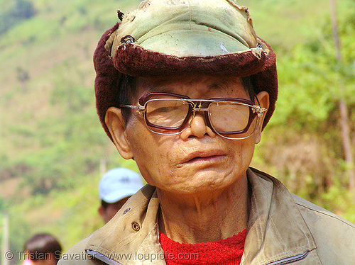 old man with glasses - vietnam, eyeglasses, eyewear, hill tribes, indigenous, old man, prescription glasses, reading glasses, spectacles