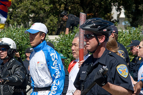 olympic torch relay / run (san francisco), chinese, cops, law enforcement, olympic athletes, olympic torch relay, olympics, police officers, runners, san francisco police department, sfpd