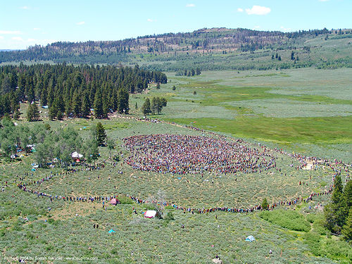 peace circle - rainbow gathering - hippie, crowd, hippie, peace circle