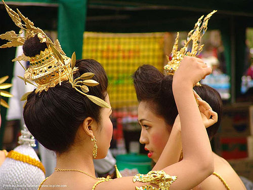 ปราสาทหินพนมรุ้ง - phanom rung festival - thailand, asian woman, asian women, crowns, headdresses, princess, ปราสาทหินพนมรุ้ง