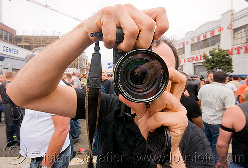photographer shooting me with big camera at up your alley fair (san francisco), camera, lens, paparazzi, paparazzo, photographer