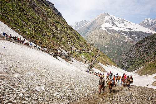 pilgrims on glacier trail - amarnath yatra (pilgrimage) - kashmir, amarnath yatra, glacier, hindu pilgrimage, kashmir, mountain trail, mountains, pilgrims, snow, valley