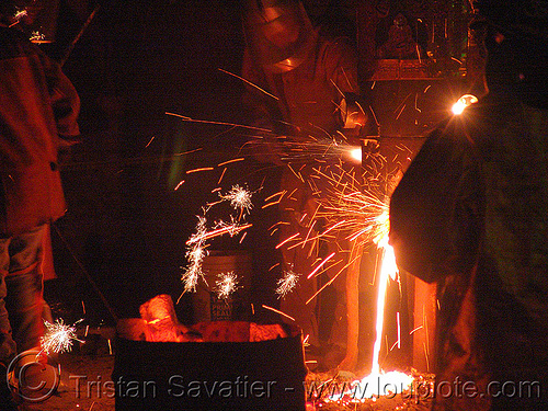 pouring molten metal - foundry, crucible, foundry, molten iron, molten metal, sparks