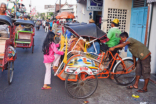 rickshaws in jogja, 42, becaks, cycle rickshaws, cyclo, ryan