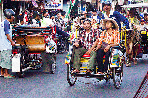 rickshaws in jogja, becak motor, becaks, cycle rickshaws, cyclo, horse carriage