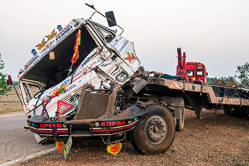 semi truck head-on collision (india), artic, articulated lorry, cabin, crushed, fatal, frontal collision, head-on collision, lorry accident, road crash, semi truck, semi-trailer, tata motors, tractor trailer, traffic accident, traffic crash, truck accident, wreck