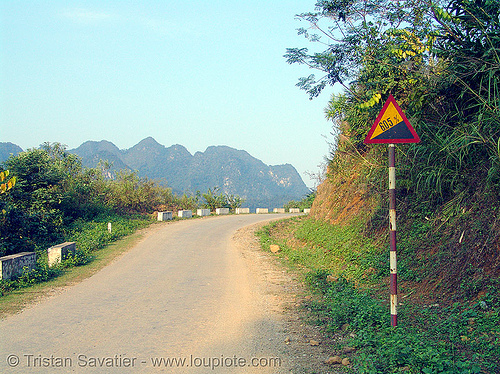 sign says: grade 6.05%! - vietnam, accuracy, accurate, grade, precision, road sign, triangle, triangular