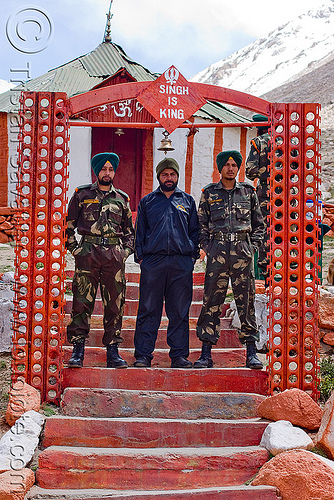 singh is king - sikh soldiers at check-point - road to chang-la pass - ladakh (india), army fatigue, army uniform, bell, chang pass, chang-la pass, fatigues, gate, headdress, headwear, indian army, ladakh, men, military, red color, shrine, sikh, sikhism, singh is king, soldiers, stairs, turban