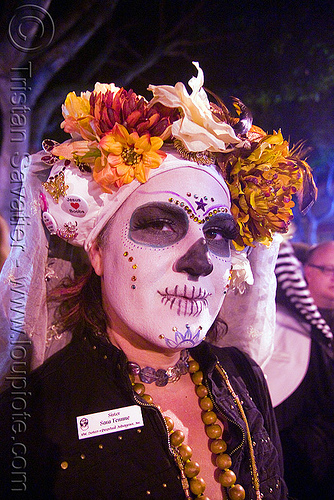 sisters of perpetual indulgence - white skull makeup - dia de los muertos - halloween (san francisco), day of the dead, dia de los muertos, face painting, facepaint, halloween, makeup, man, night, nuns