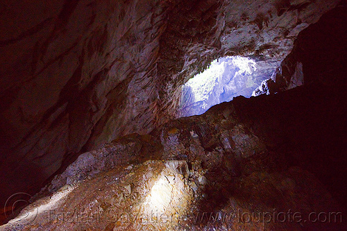 skylight - caving in mulu - clearwater cave (borneo), borneo, caving, clearwater cave system, clearwater connection, gunung mulu national park, malaysia, natural cave, spelunking