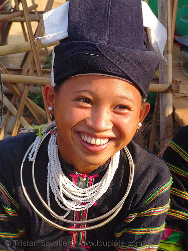 smiling "lo lo den" tribe girl with necklaces - vietnam, black lo lo tribe, bảo lạc, girl, headdress, hill tribes, indigenous, lo lo den tribe, necklace