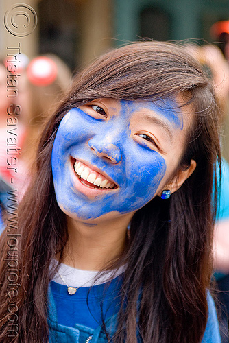 smurfette - bay to breakers (san francisco), asian woman, bay to breakers, blue face, body art, body paint, body painting, face painting, facepaint, footrace, schtroumpf, schtroumpfette, smurf, smurfette, street party