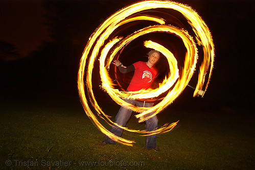 spinning fire hula hoop (san francisco), fire dancer, fire dancing, fire hula hoop, fire performer, fire spinning, night, spinning fire