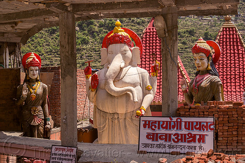 statue of ganesha in pilot baba ashram near bhagirathi river (india), bhagirathi valley, ganesh, ganesha, hindi, hinduism, pilot baba, sculpture, signs, statue