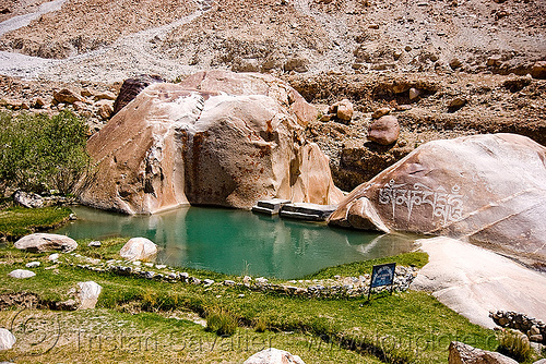 tangtse gompa (monastery) - road to pangong lake - ladakh (india), carved rock, gompa, ladakh, mani, pool, tangtse, tibetan monastery