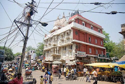 temple - delhi (india), delhi, electric pole, hindu temple, hinduism, nehru bazar, paharganj, street market, street pole