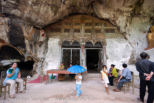 upper pak ou cave near luang prabang (laos), door, gate, luang prabang, pak ou caves temples, upper
