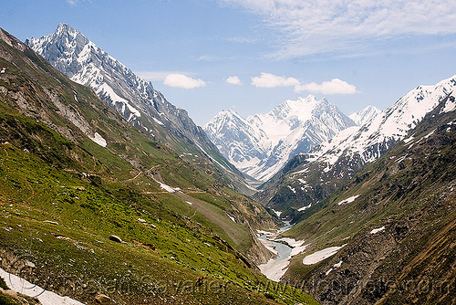 valley on the way to to the cave - amarnath yatra (pilgrimage) - kashmir, amarnath yatra, glacier, hindu pilgrimage, kashmir, mountain trail, mountains, pilgrims, snow