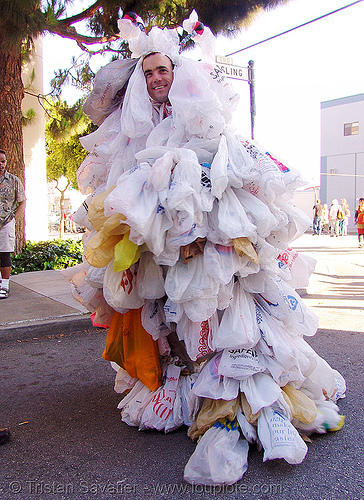weird costume - plastic grocery bags (san francisco), costume, grocery bags, plastic bags, recycle, recycled, recycling