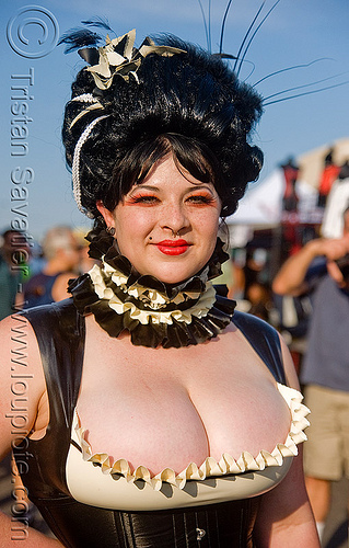 woman with victorian cleavage - folsom street fair (san francisco), ava lanche, victorian fashion, woman