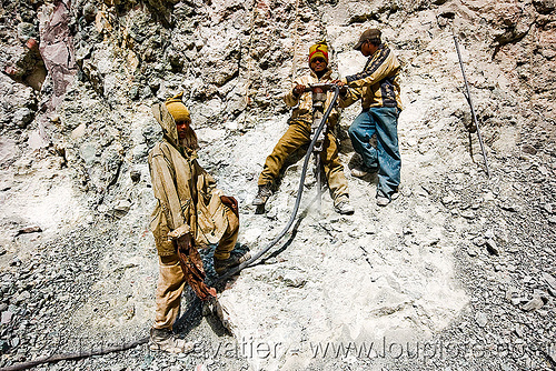 workers using air drill - road construction - ladakh (india), drilling and blasting, fuses, fuzes, groundwork, jackhammer, ladakh, pneumatic drill, road construction, roadworks, rock, workers, working