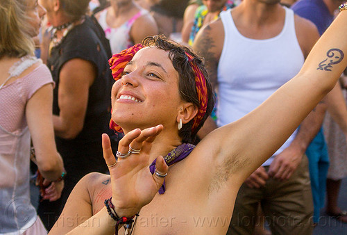yassmine dancing at decompression 2014 (san francisco), arm tattoo, bandana, bracelets, dancing, finger rings, headband, hippie, jewelry, necklaces, nose piercing, septum piercing, woman, yassmine