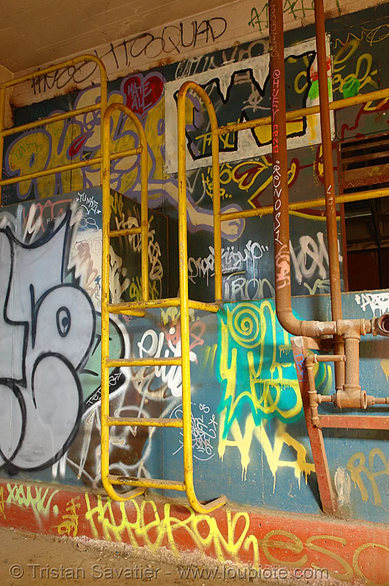 abandoned factory (san francisco), derelict, graffiti, street art, tie's warehouse, trespassing