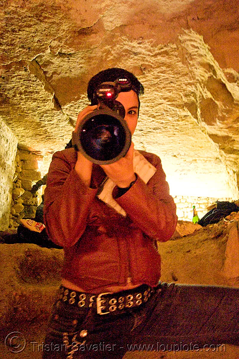 alyssa with video camera, de paris, of paris, off