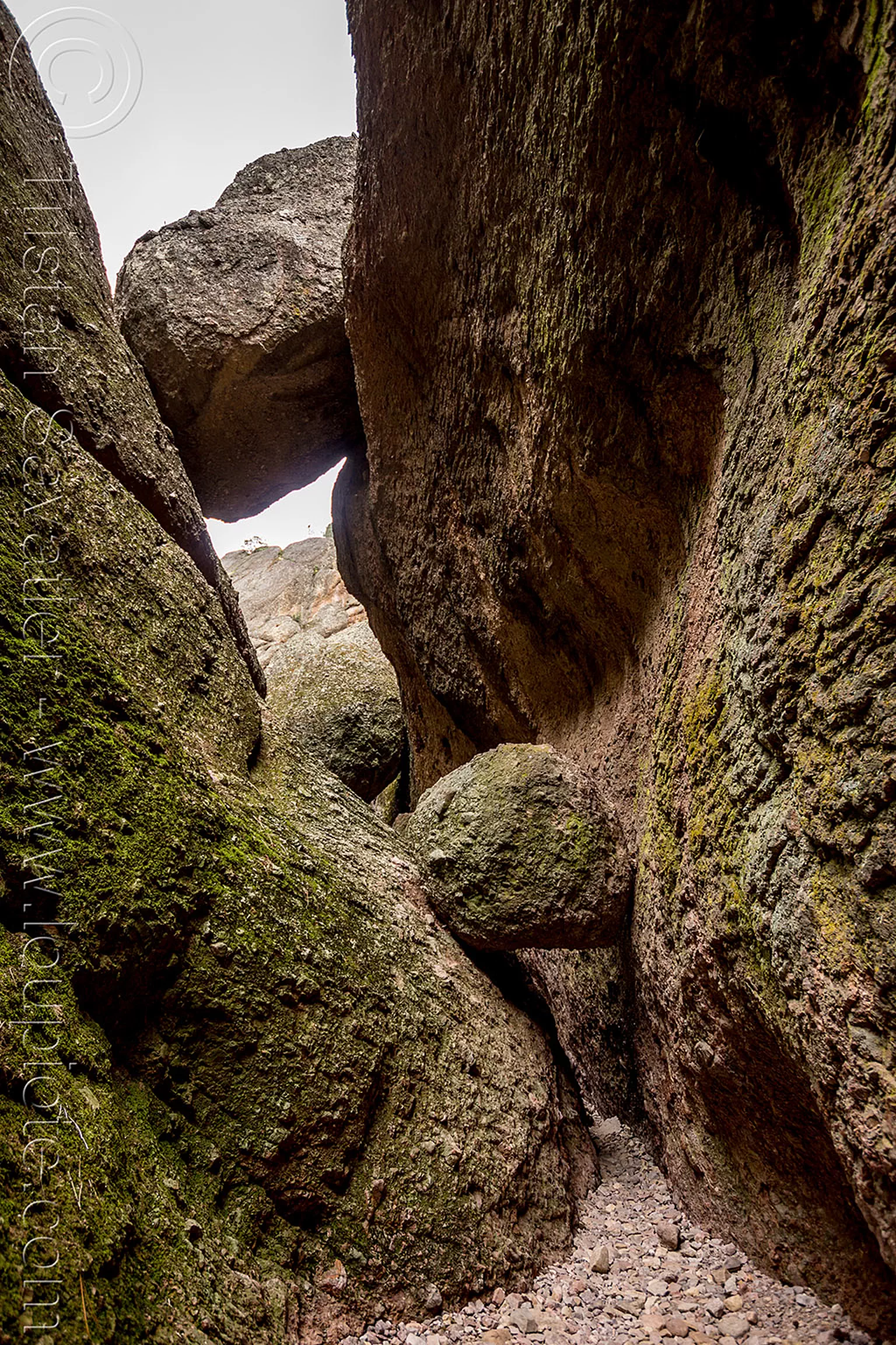 balconies cave trail - pinnacles national park (california), boulders, gulch, hiking, pinnacles national park, talus cave