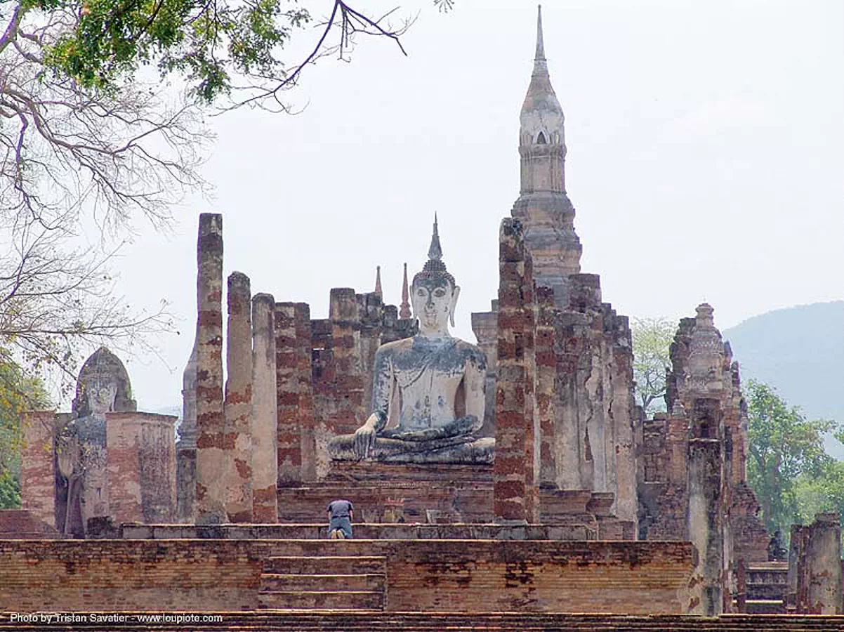 พระพุทธรูป - buddha statue in temple ruin - อุทยาน ประวัติศาสตร์ สุโขทัย - เมือง เก่า สุโขทัย - sukhothai - thailand, buddha image, buddha statue, buddhism, buddhist temple, cross-legged, ruins, sculpture, sukhothai, thailand, wat mahathat, พระพุทธรูป, อุทยาน ประวัติศาสตร์ สุโขทัย, เมือง เก่า สุโขทัย