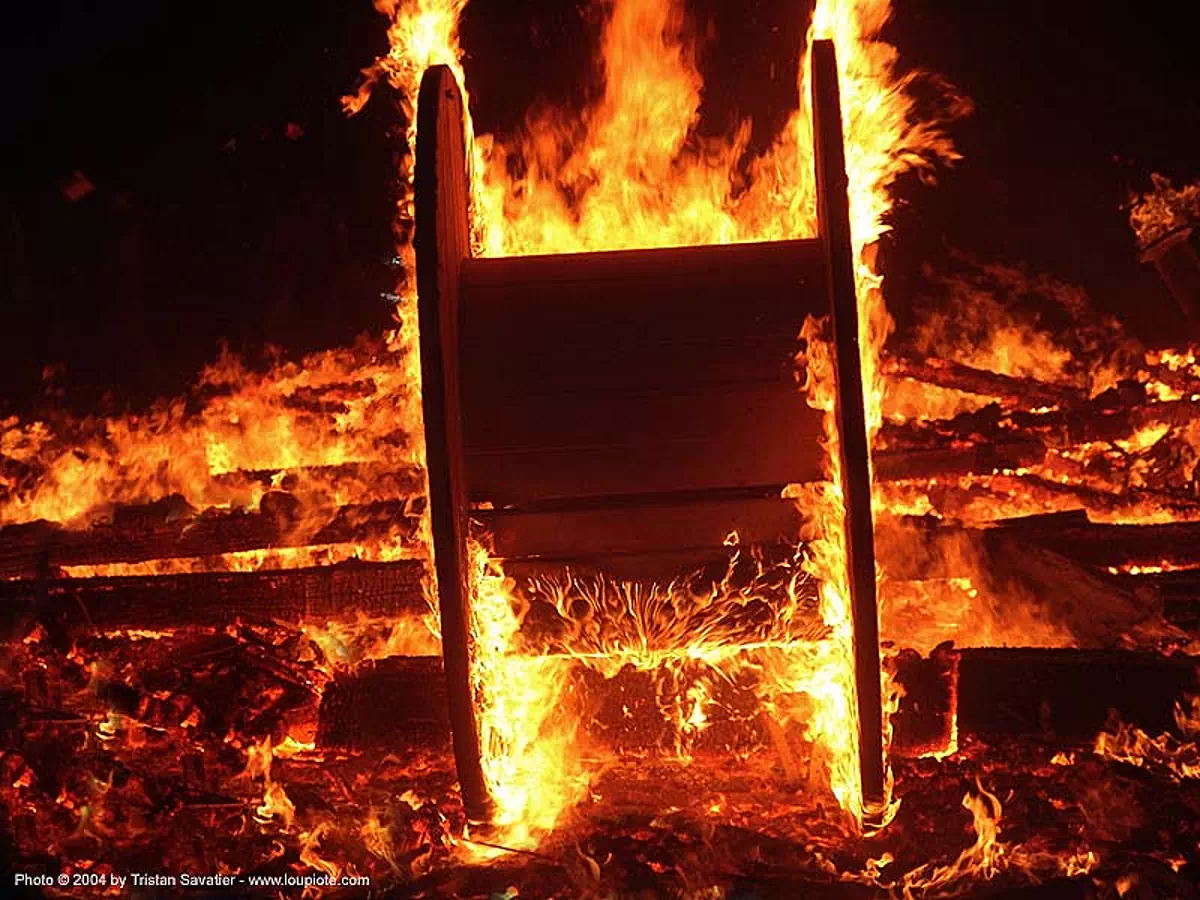 cable wheel burning - burning man 2004, burning man, cable wgeel, fire, night of the burn