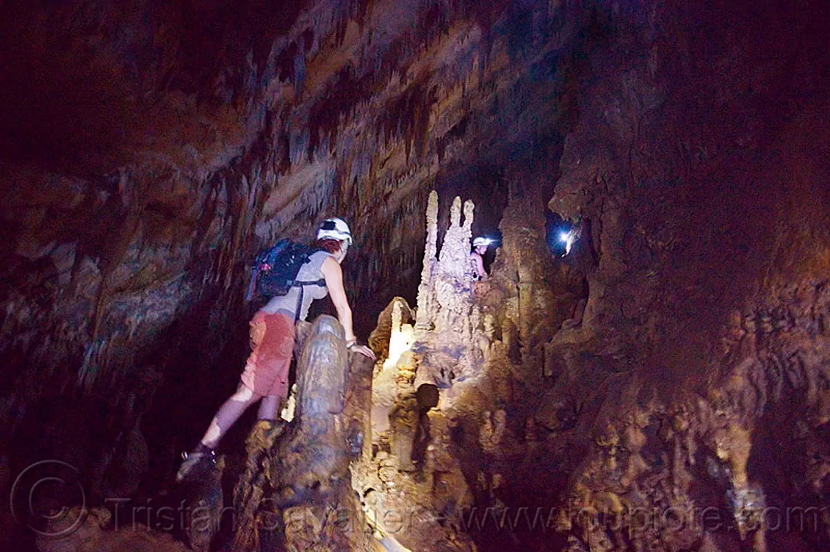 cave formations - clearwater cave - mulu (borneo), borneo, cave formations, cavers, caving, clearwater cave system, clearwater connection, concretions, gunung mulu national park, malaysia, natural cave, speleothems, spelunkers, spelunking