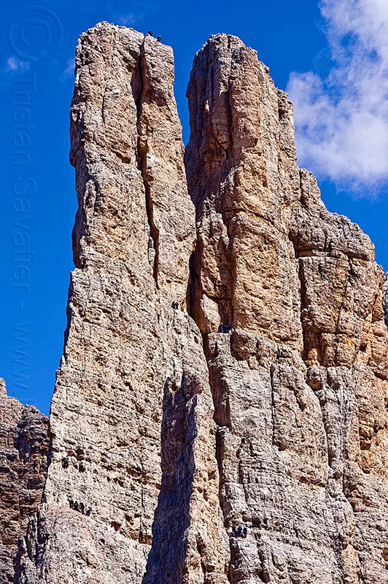 climbers rappelling down torri del vajolet vertical cliffs, abseiling, alps, cliff, climbers, dolomites, dolomiti, mountain climbing, mountaineer, mountaineering, mountains, rappelling, rock climbing, summit, torri del vajolet, vertical