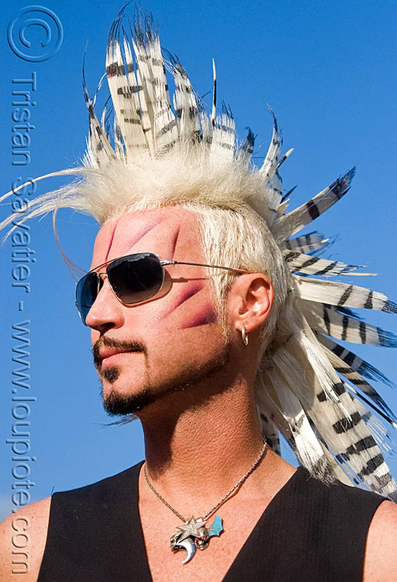 feather-like mohawk - folsom street fair 2008 (san francisco), andrew marlin, hair extensions, man, mohawk hair, sunglasses, white